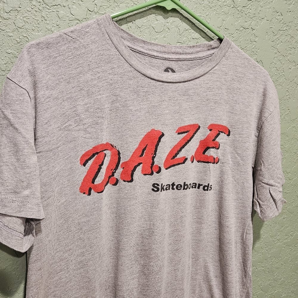 D.A.Z.E. Tee Skate Shop Logo Tee Size Medium
